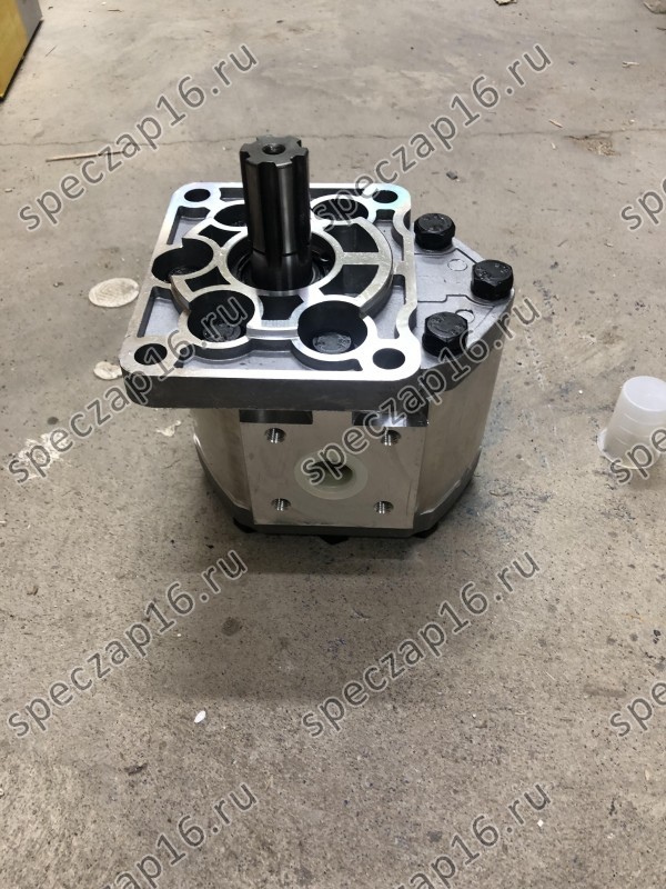 Насос кпп E32 ZL30G