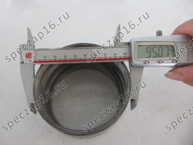 Втулка рокера центральная CDM833-835 проставка
