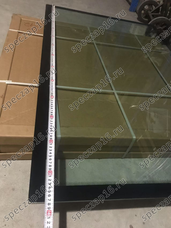 Стекло лобовое заднее XG931-935,958-962H из 3х
