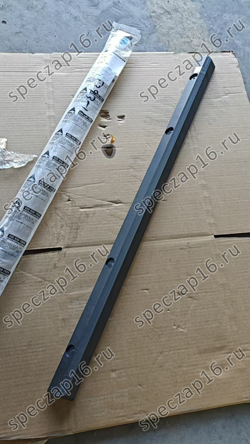 Направляющая (ползун) нижняя SDLG877